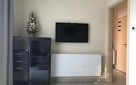 Art Apartments